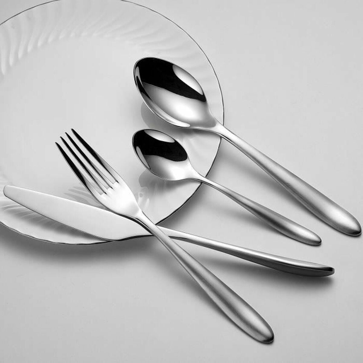 Besteck Arthur Martin AM0211 – Detailansicht Edelstahl grau, 24 Teile