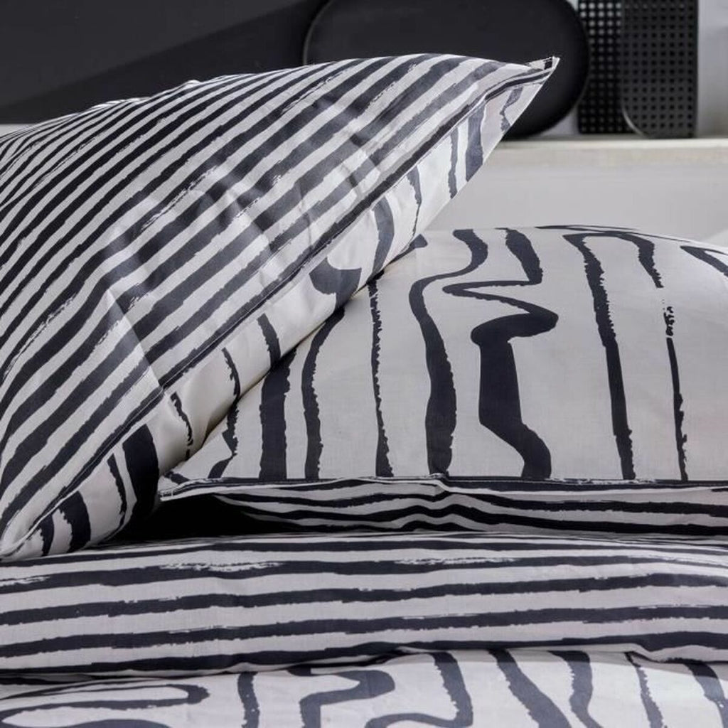 V5H2D40A05C292CE64C517F88CE22590F0DR7024679P3